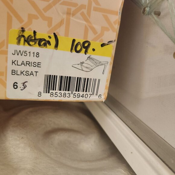 Jewel Badgley Mischka " Klarise" Black Satin Heels. NIB. Size 6 - Picture 5 of 13